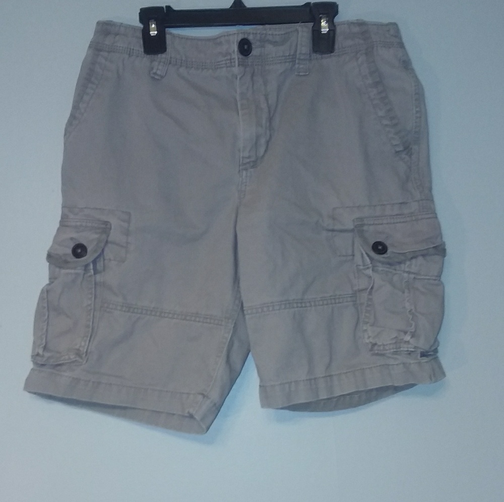 American eagle grey cargo shorts